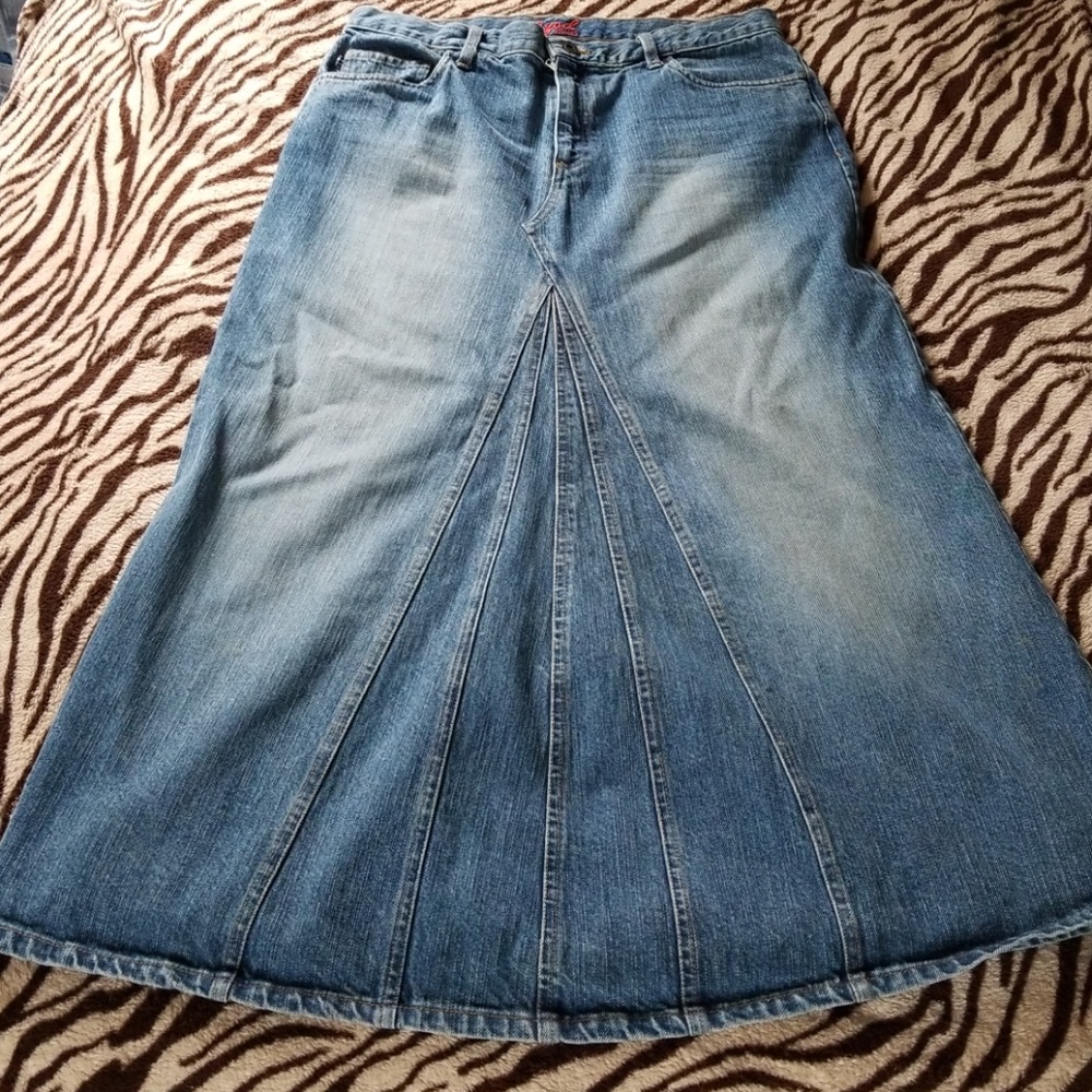 Izod Long Flare Jean Skirt
